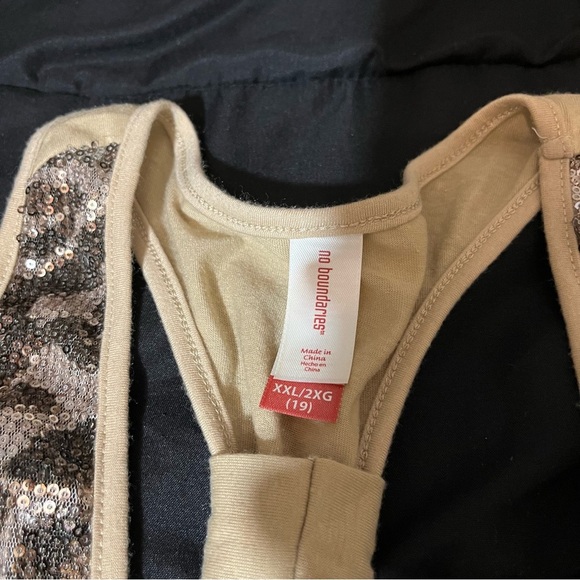 #7 Not So Mystery Maeve Size 6 No boundaries Sequined Shirt XXL - Picture 5 of 9